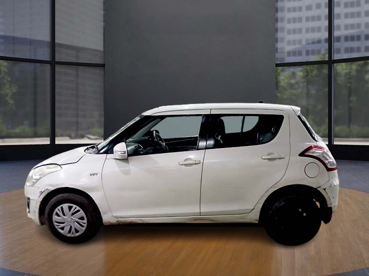 MARUTI SWIFT VXI 7246