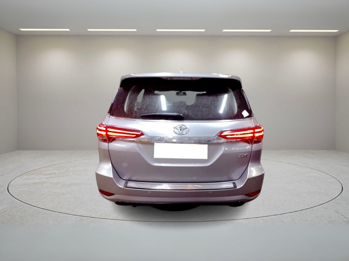 TOYOTA FORTUNER 4X4 AT 2017