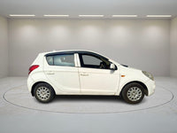 HYUNDAI I.20 MAGNA 2011