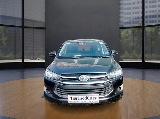 Toyota Innova Crysta AT 8208