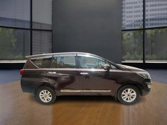 PreOwned Innova Crysta 2.4 G MT 2016 | Diesel MPV for Sale