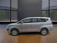 Toyota Innova Crysta 2.4 G 7STR – Used Diesel MPV with Manual Transmission