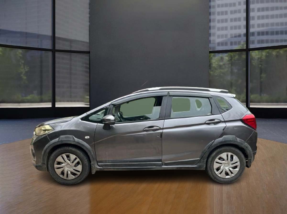 Second Hand Honda WR-V SMT – Fuel-Efficient Petrol SUV for Sale