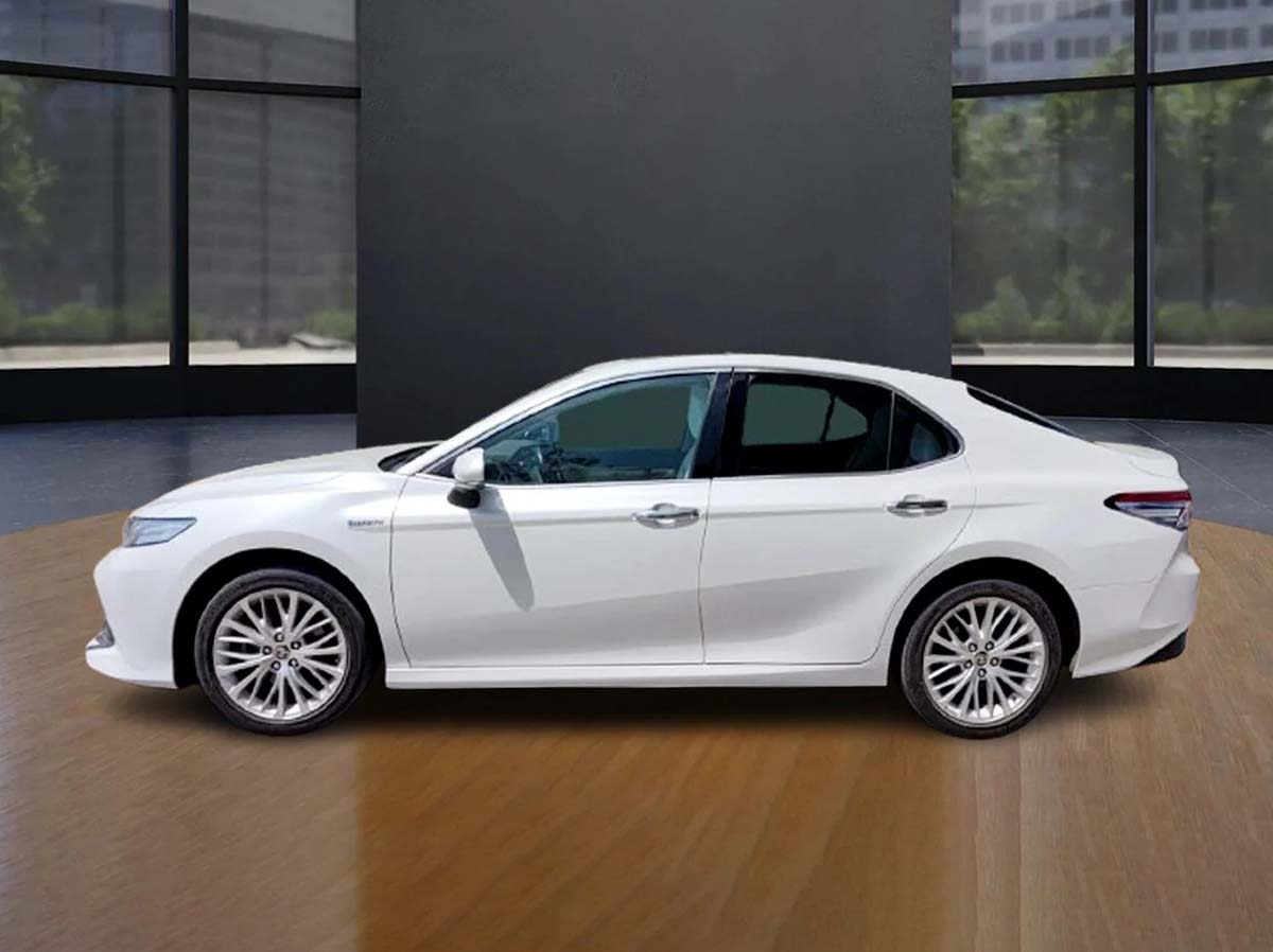 TOYOTA CAMRY HYBRID 3375