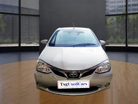TOYOTA ETIOS V 8838