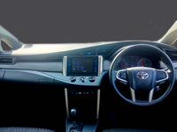 Toyota Innova Crysta AT 8208