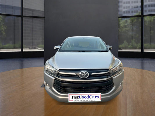 TOYOTA INNOVA CRYSTA 2.4 G MT 2125
