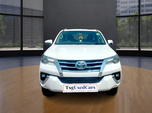TOYOTA FORTUNER 4*4 MT 6186