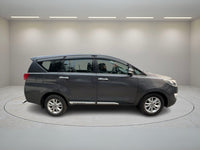 TOYOTA  INNOVA CRYSTA 2.4 V 2016