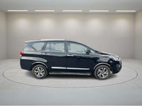 TOYOTA INNOVA CRYSTA 2.4 G MT 2022