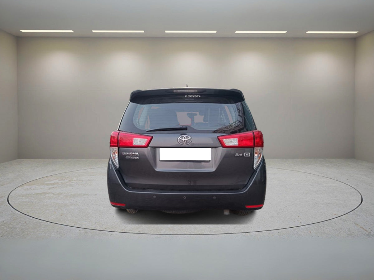 TOYOTA INNOVA CRYSTA 2.4 G MT 8STR 2018