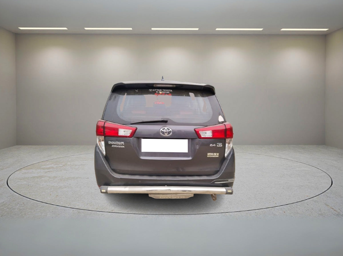 TOYOTA INNOVA CRYSTA 2.4 G MT 2018