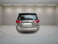 TOYOTA INNOVA CRYSTA 2.4 G AT 2021