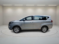 TOYOTA INNOVA CRYSTA 2.4 V MT 2017