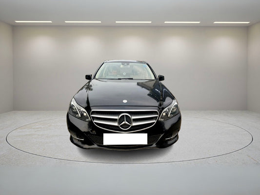 MERCEDES BENZ E 200 2015