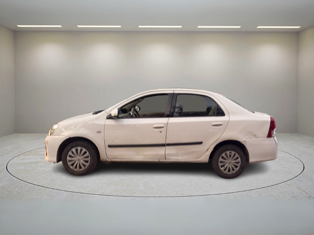 TOYOTA ETIOS G (F) 2016