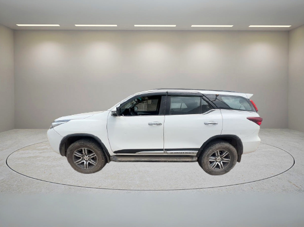 TOYOTA FORTUNER 4*2 AT 2019