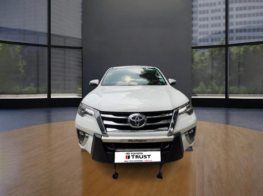 PreOwned Toyota Fortuner 4x2 AT