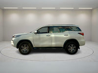 TOYOTA FORTUNER AT 2024