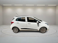 HYUNDAI GRAND I.10 SPORTZ 2019