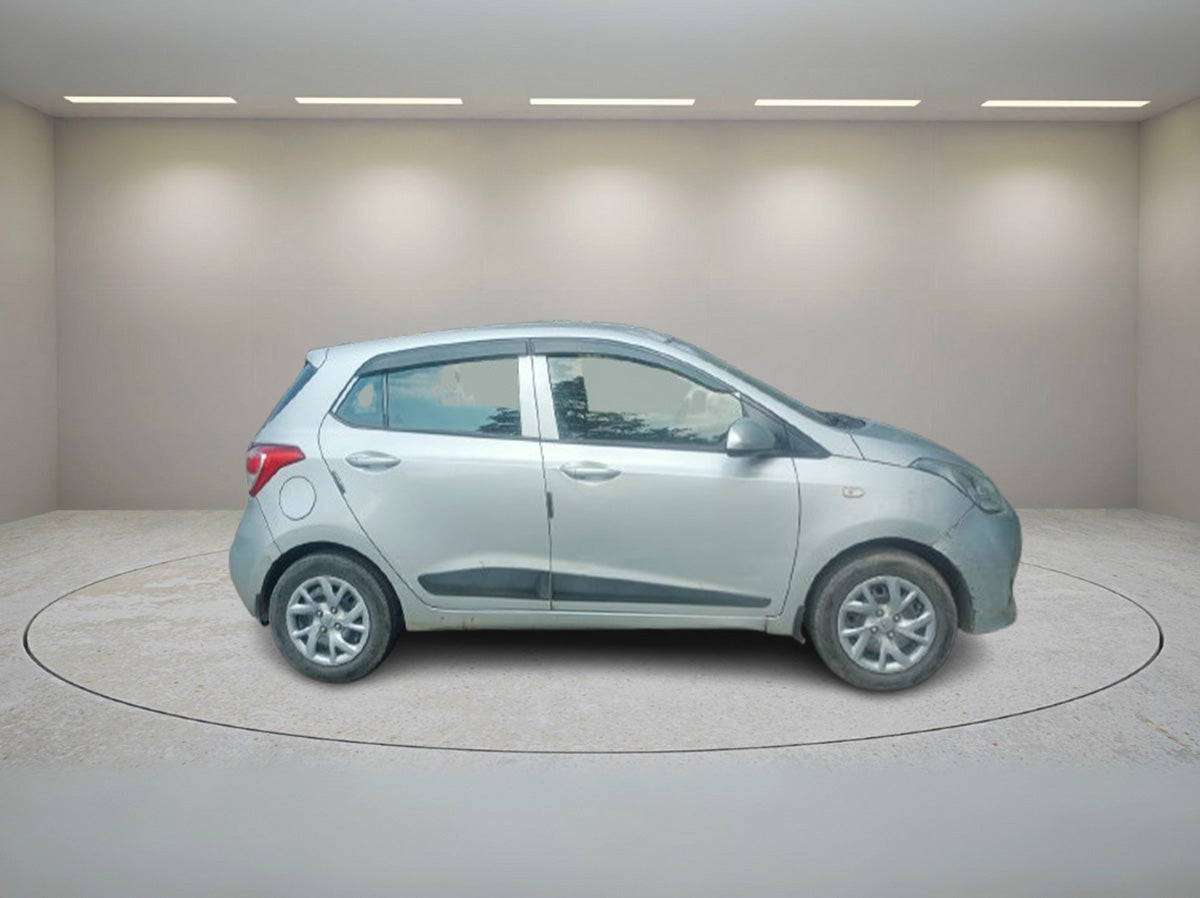 HYUNDAI I10 MAGNA 2017