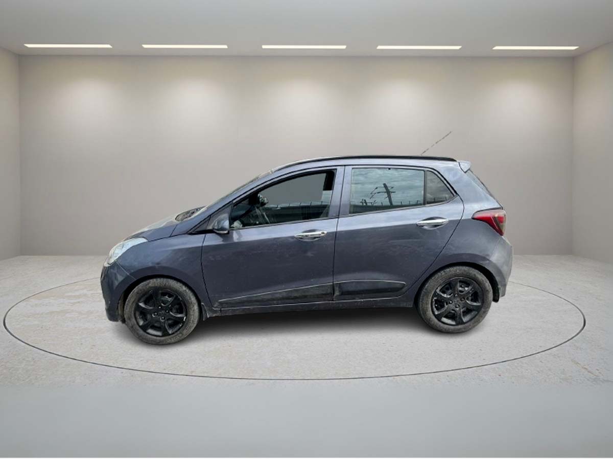 HYUNDAI GRAND I10 SPORTZ 1.2 2016