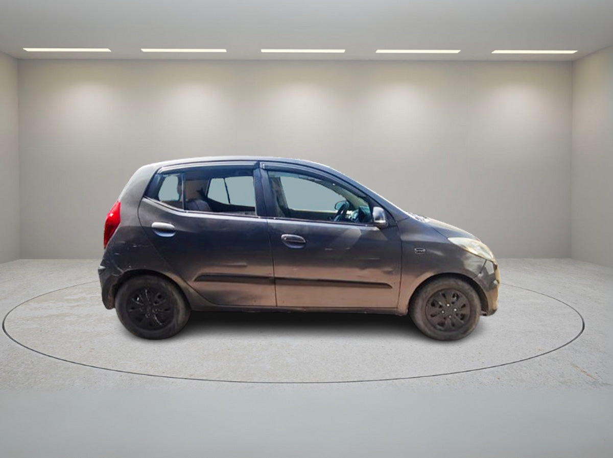 HYUNDAI I10 MAGNA 2012