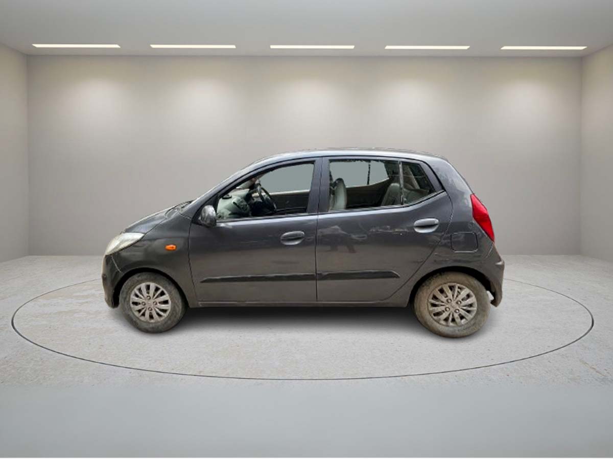 HYUNDAI I10 SPORTZ 2014