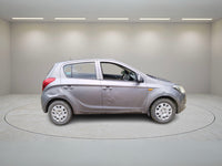 HYUNDAI I20 MAGNA 2012