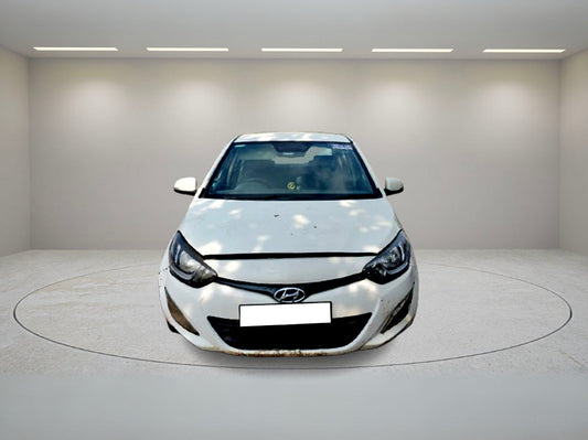 Hyundai  I.20 SPORTZ 2013