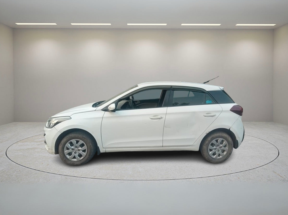 HYUNDAI I20 SPORTZ 2018