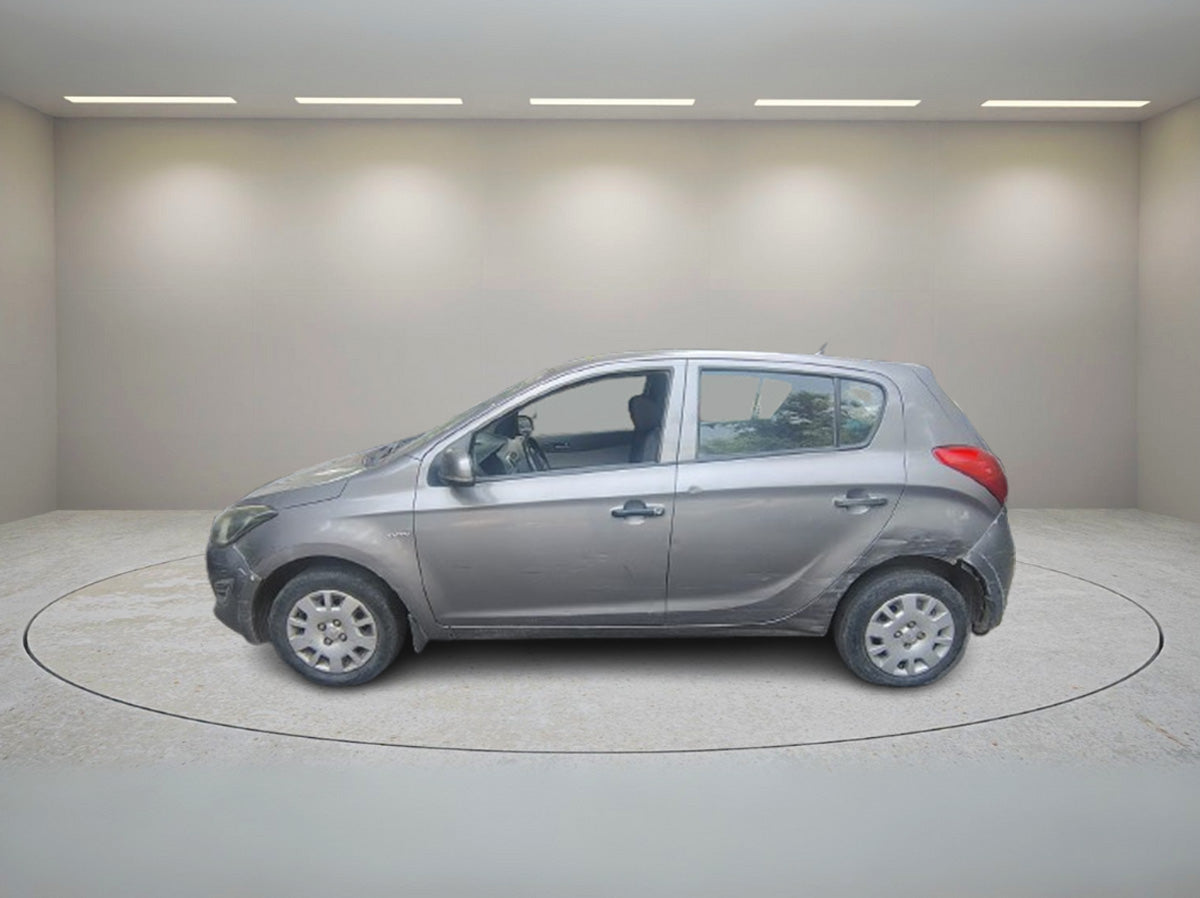 HYUNDAI I20 MAGNA (O) 2013