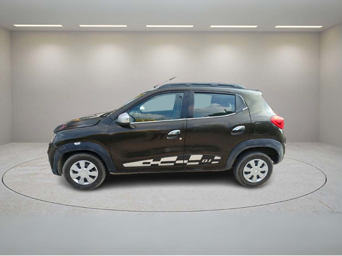 RENAULT KWID 1.0 RXT AT 2017