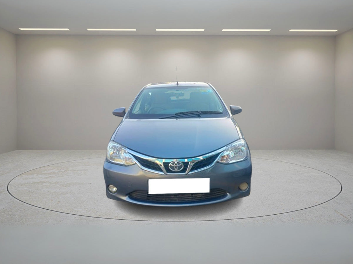 TOYOTA ETIOS LIVA G (M) 2015