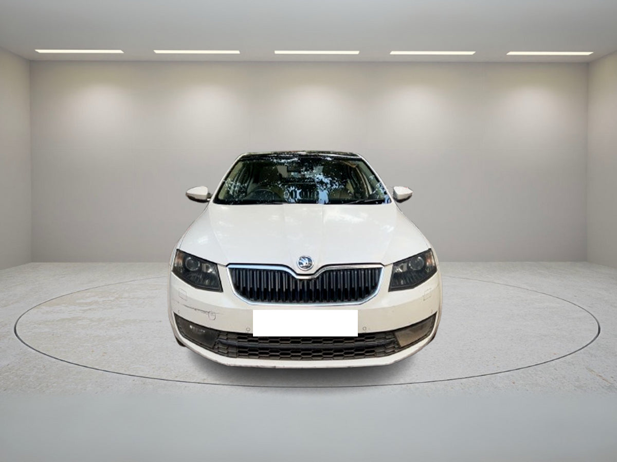 SKODA OCTAVIA STYLE + AT 2016