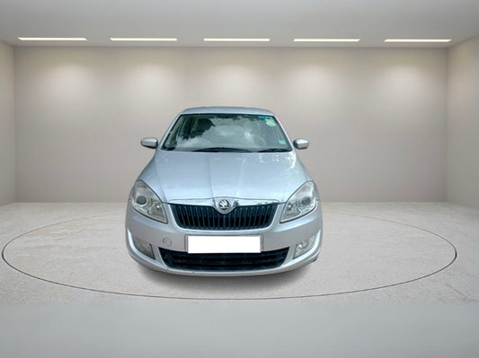 SKODA RAPID ELE AT 1.6 MPI 2014
