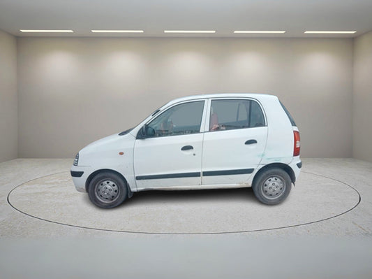HYUNDAI SANTRO GL 2012
