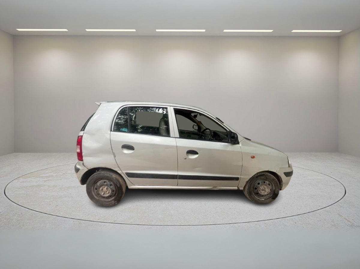 HYUNDAI SANTRO GLS 2012