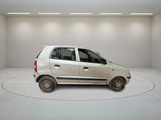 HYUNDAI SANTRO GLS 2012