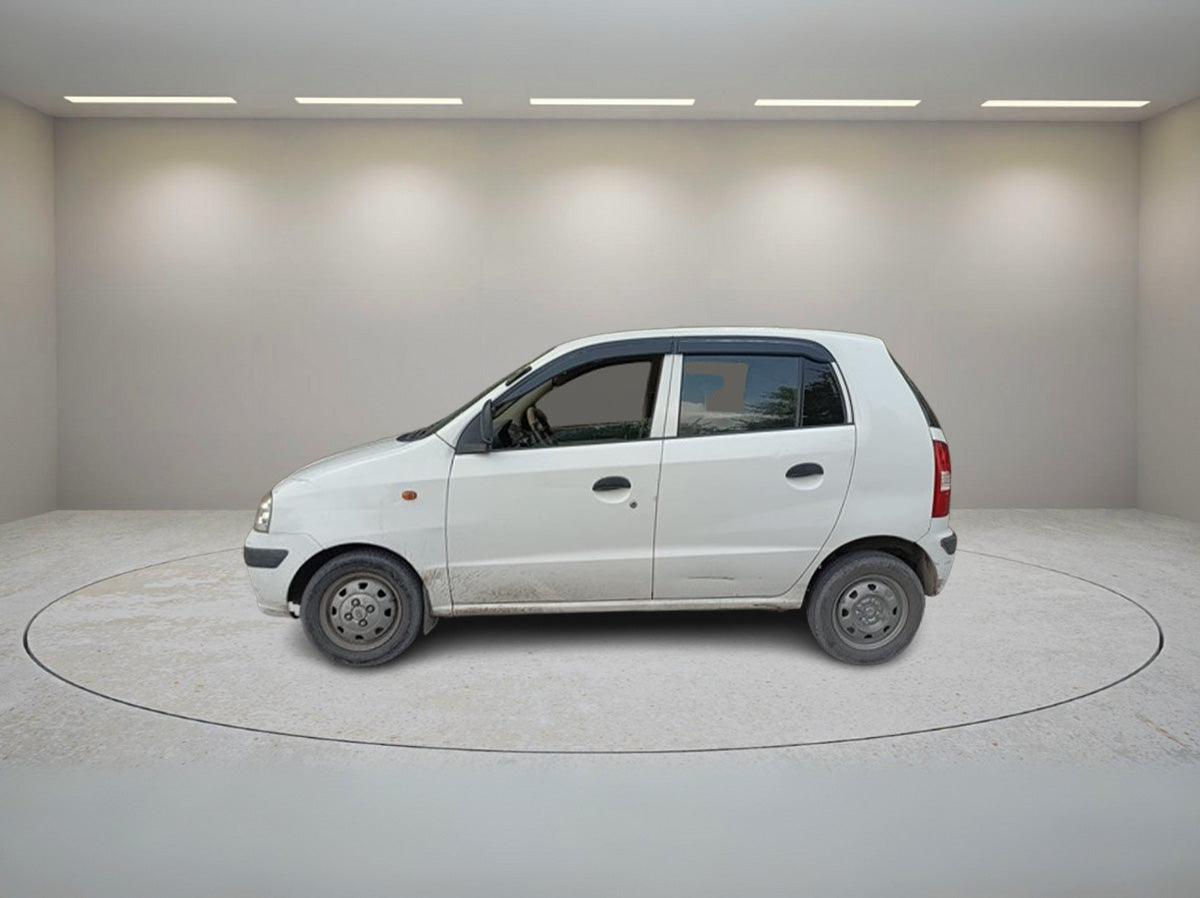 HYUNDAI SANTRO GL 2013