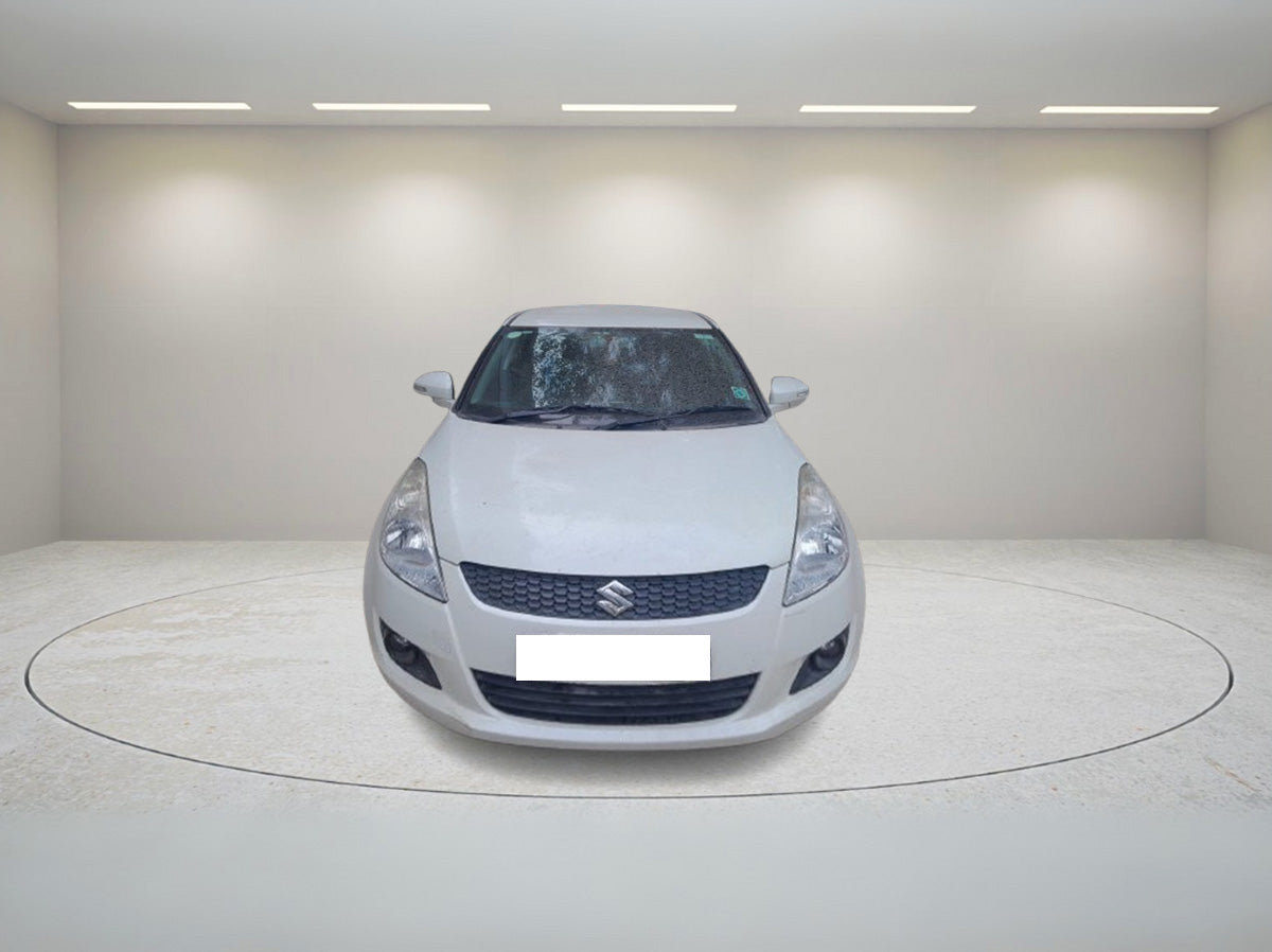 MARUTI SWIFT ZXI BS4 2013
