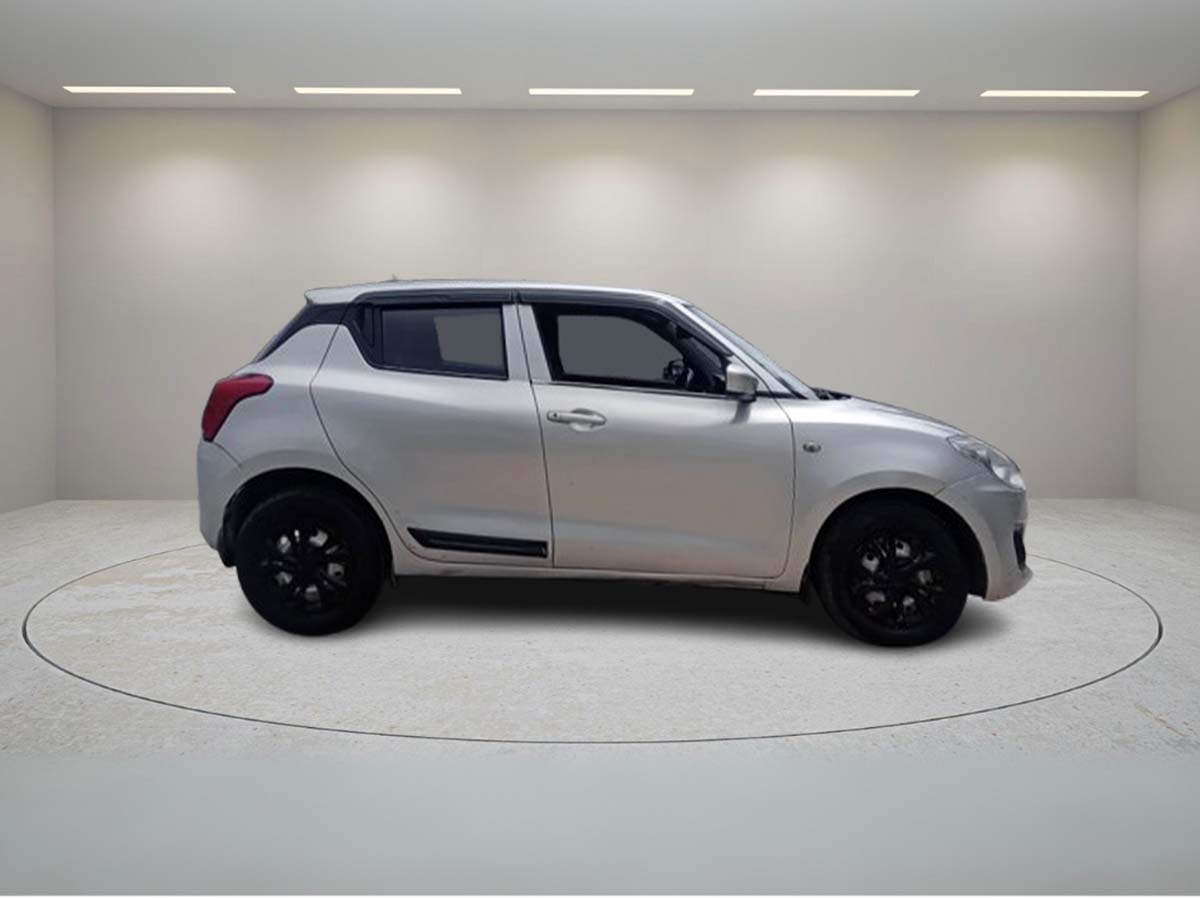 MARUTI SWIFT LXI 2018