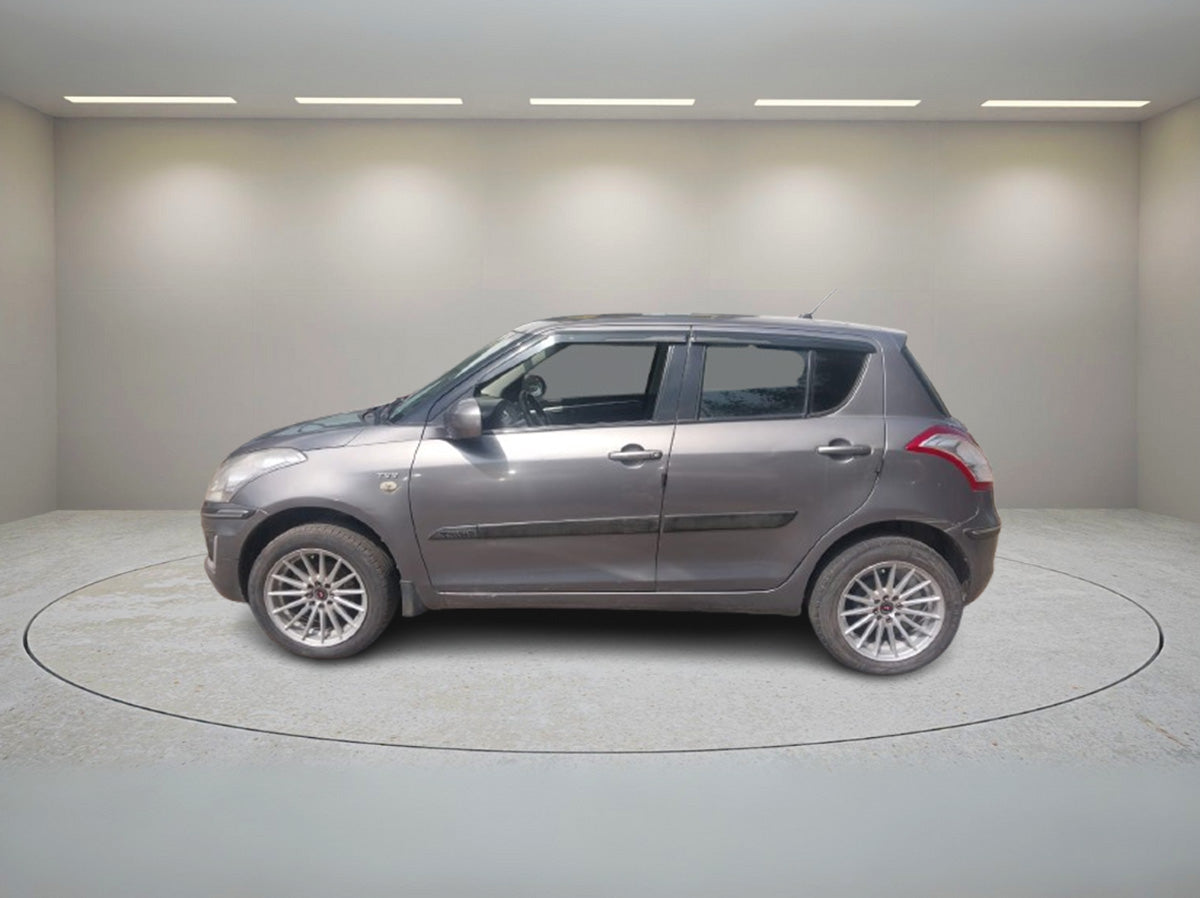 MARUTI SWIFT LXI (O) 2017