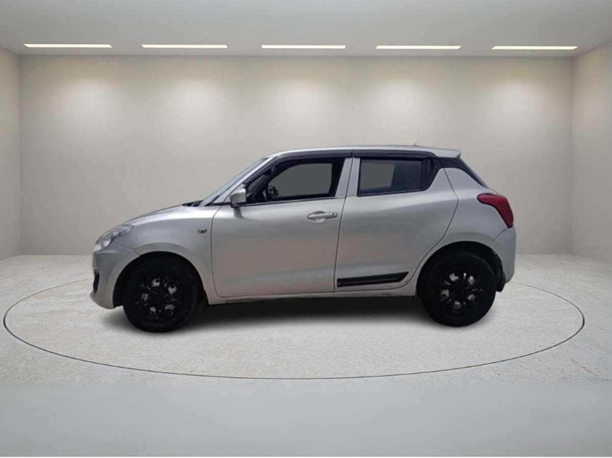MARUTI SWIFT LXI 2018