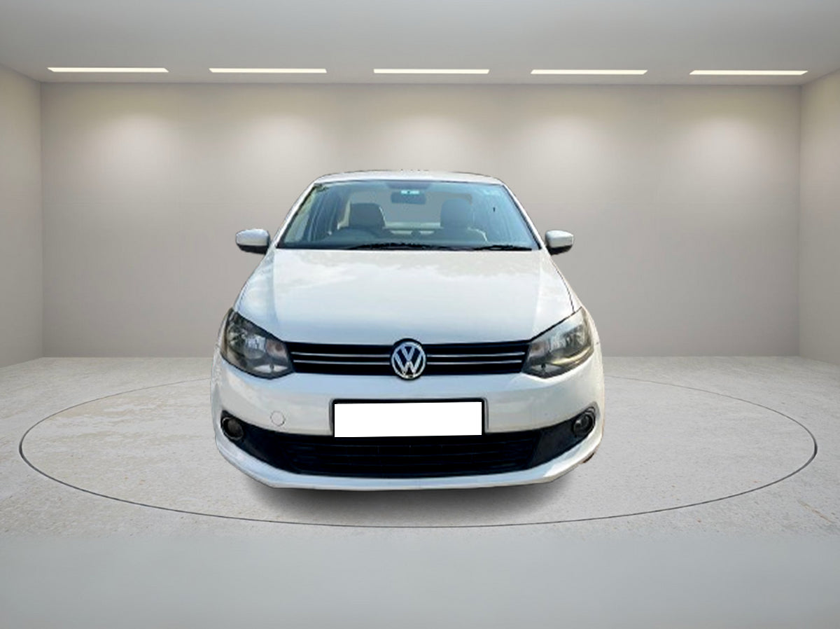 VOLKSWAGEN VENTO HIGHLINE MT 2013