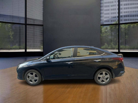 Second Hand Hyundai Verna SX AT – Smooth Drive with Top-Class Comfort