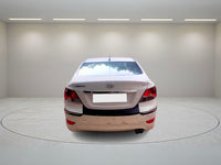HYUNDAI VERNA VTVT EX 1.6 2013