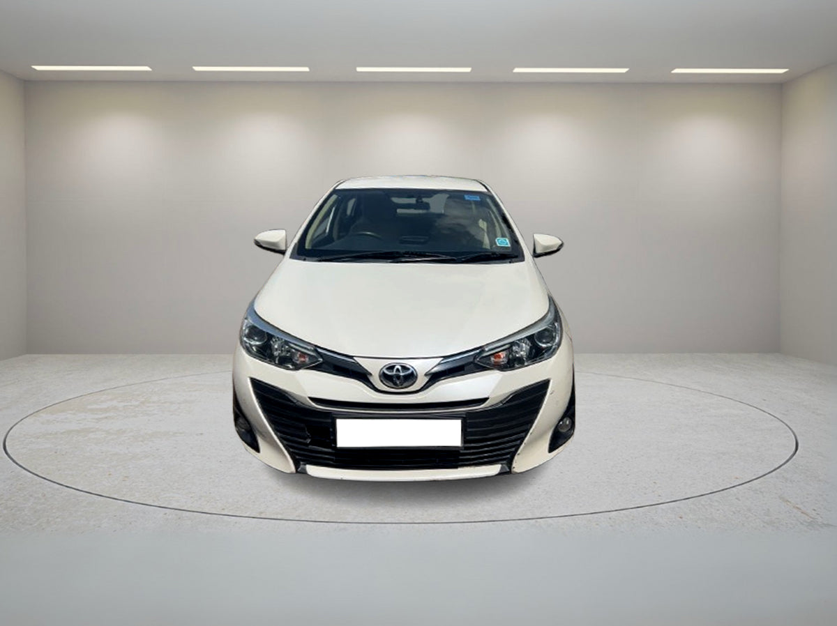 TOYOTA YARIS V (CVT) 2018