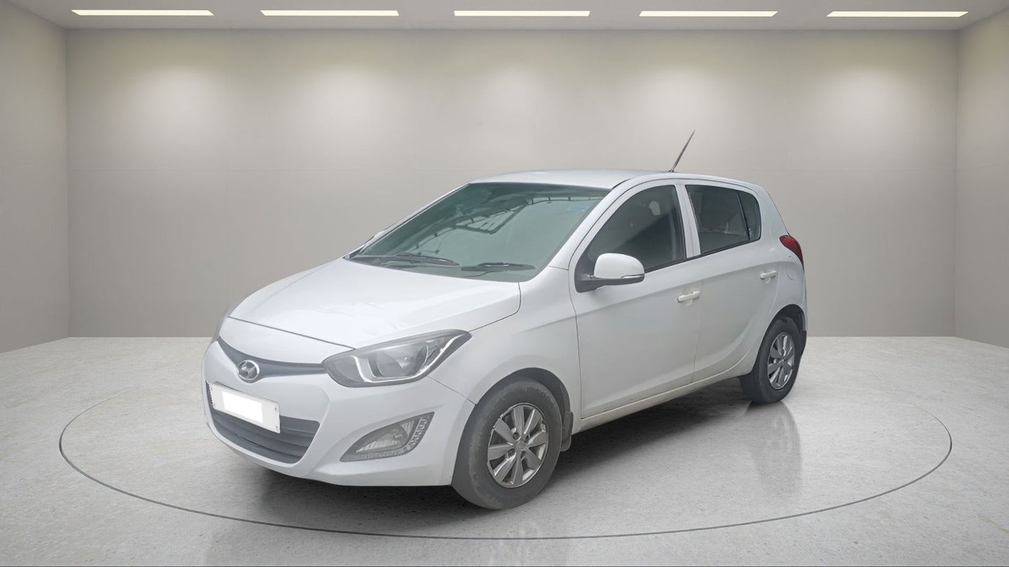HYUNDAI I20 SPORTZ 2013