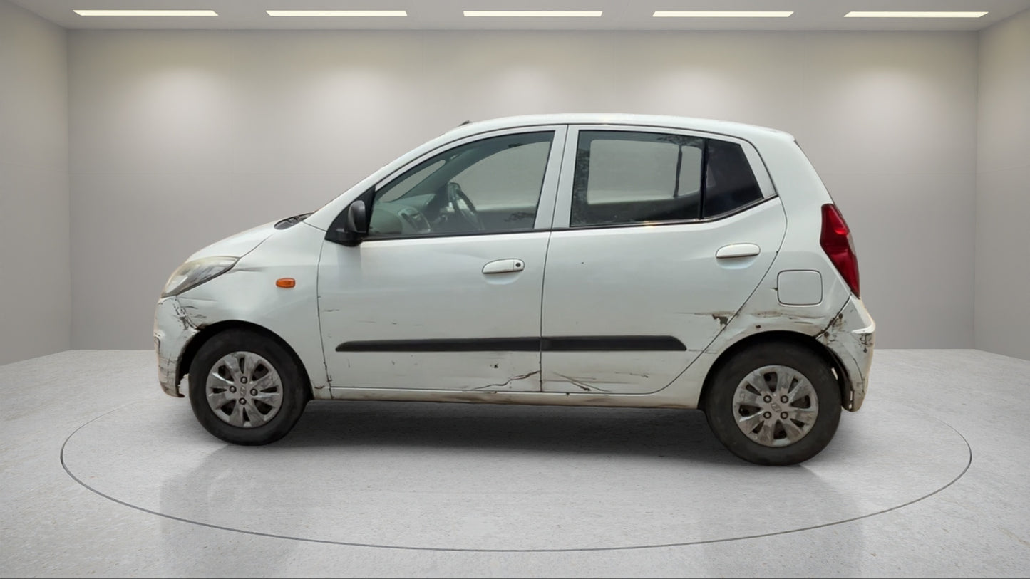 I10HYUNDAI0690